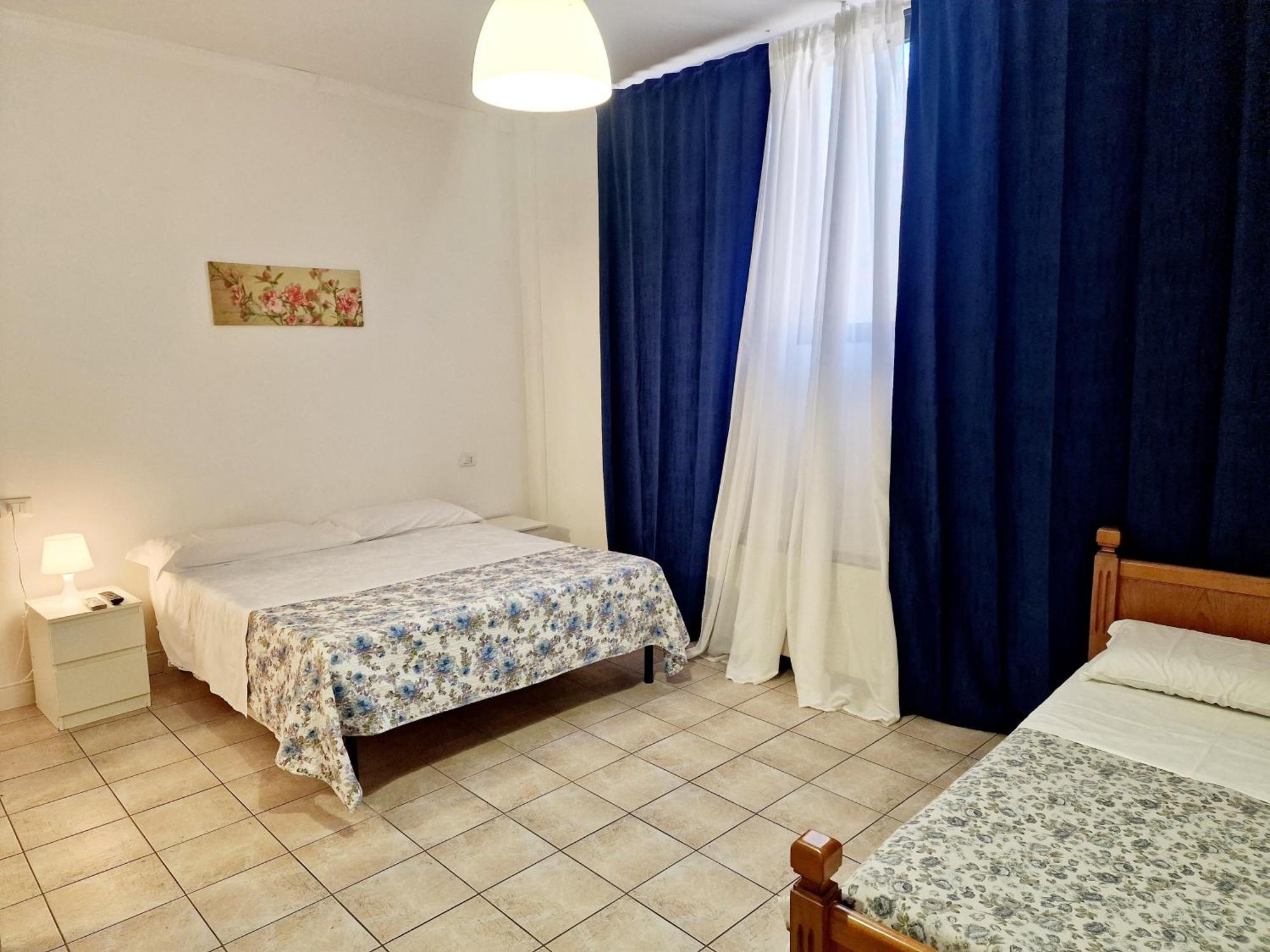 Hotel Firenze 2000 Bagian luar foto