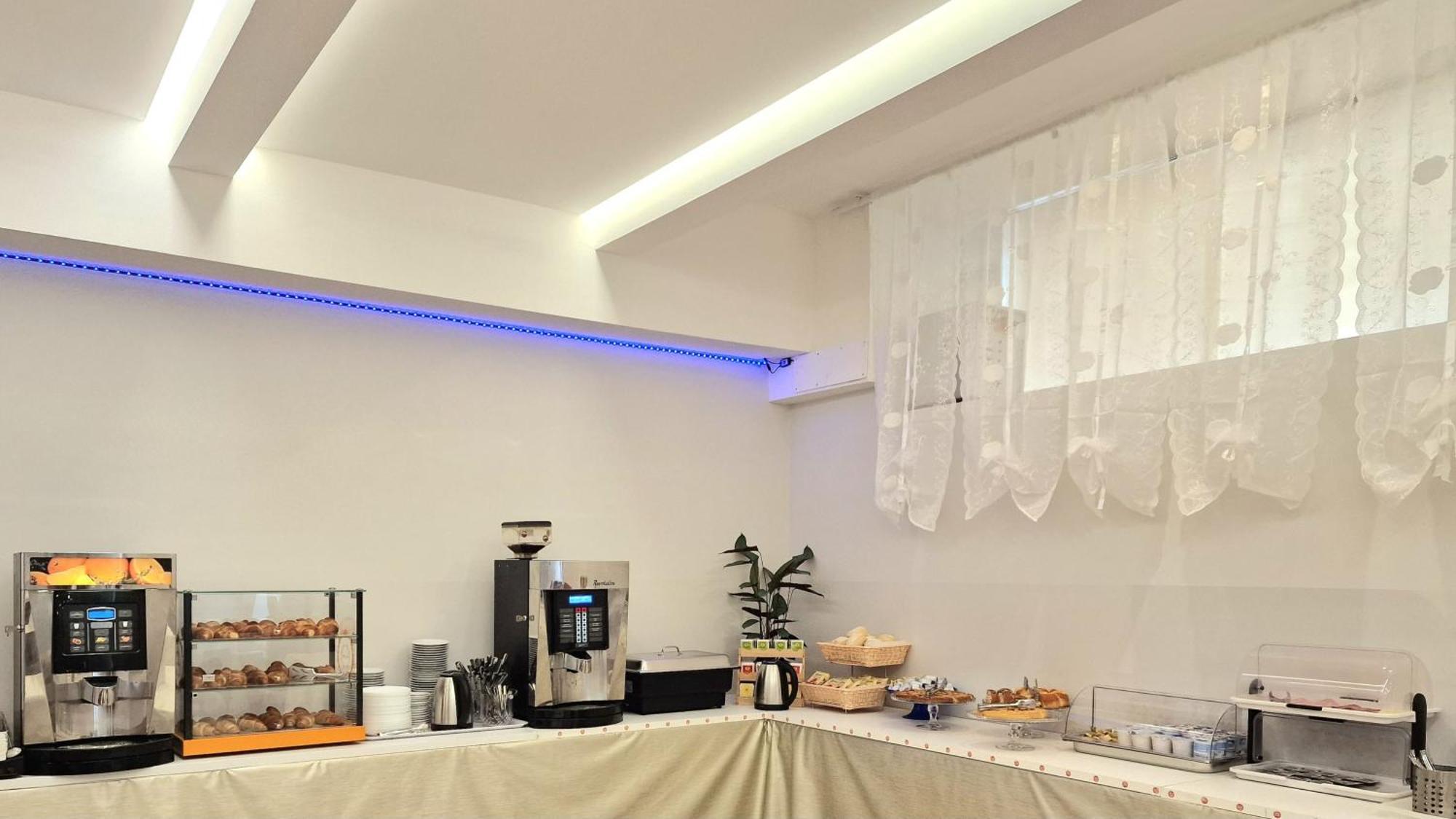 Hotel Firenze 2000 Bagian luar foto