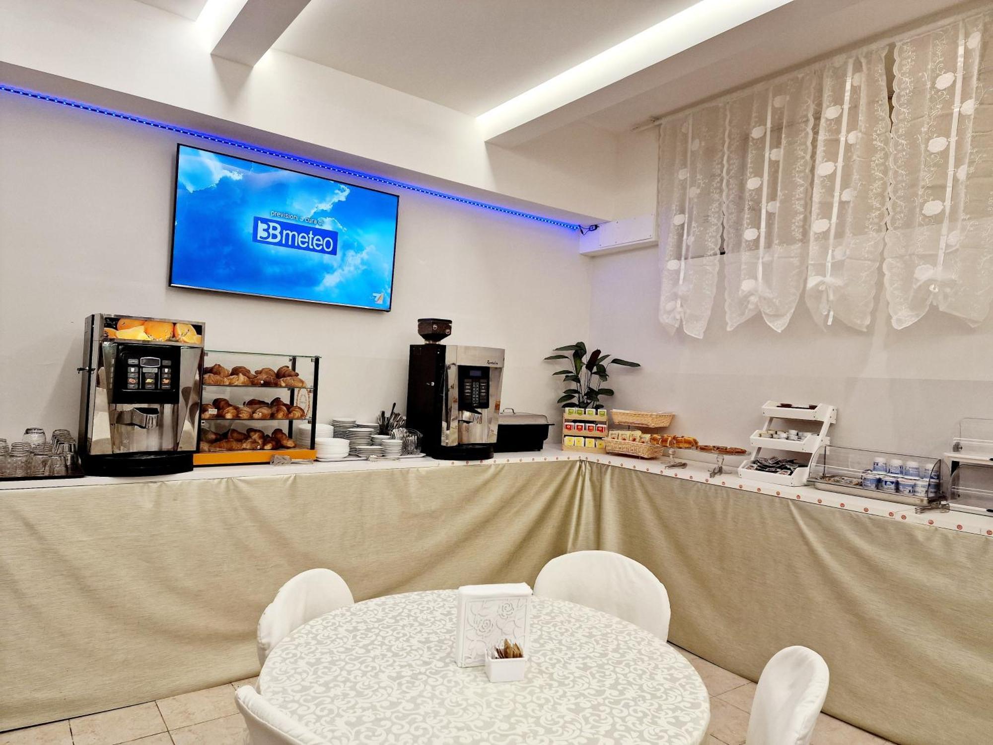 Hotel Firenze 2000 Bagian luar foto