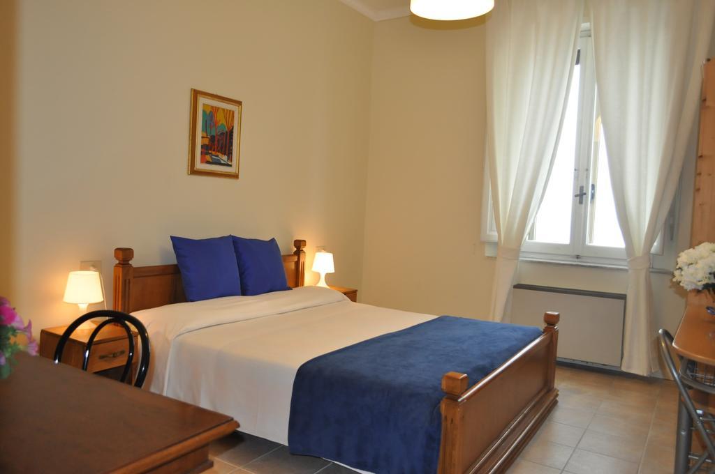Hotel Firenze 2000 Bagian luar foto